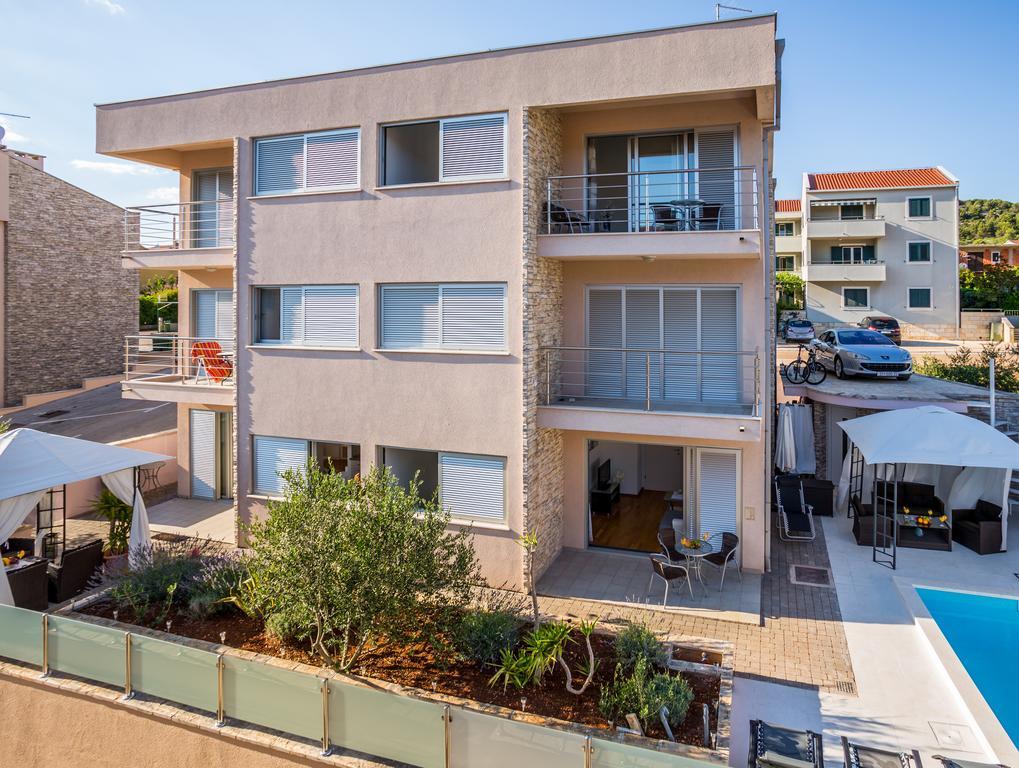 Apartments Mamić Stari Grad  Zewnętrze zdjęcie